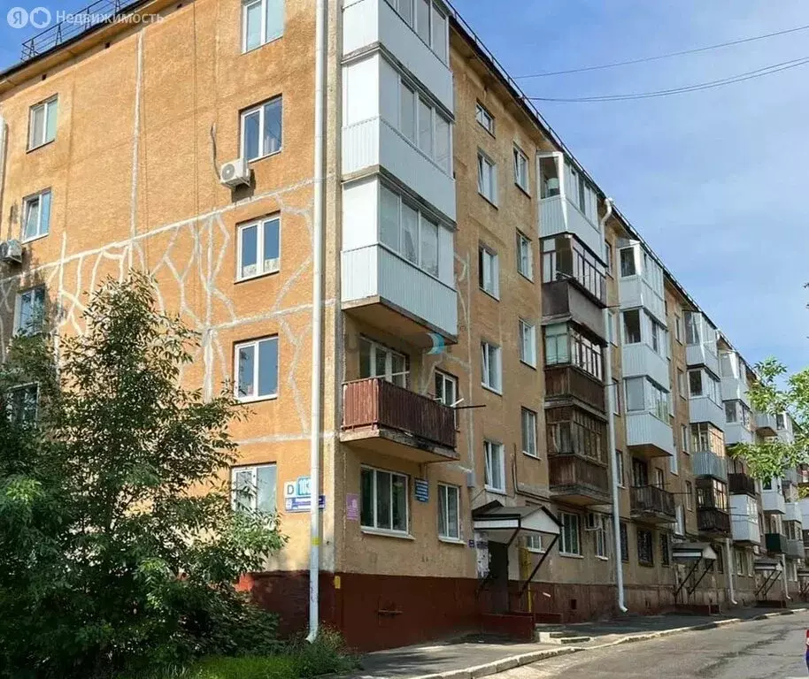 3-комнатная квартира: Уфа, Интернациональная улица, 103 (60 м) - Фото 1