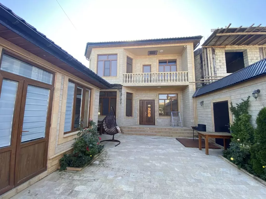 Дом в Дагестан, Махачкала Караман-7 мкр, ул. Асабская, 44 (250 м) - Фото 0