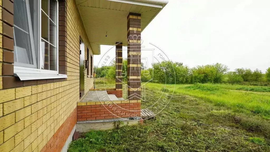 Коттедж в Татарстан, Лаишевский район, Никольское с/пос, с. Сапуголи ... - Фото 1