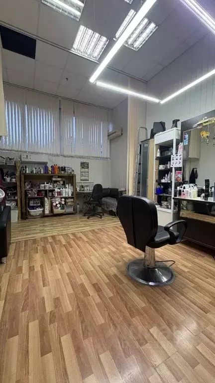 Помещение свободного назначения в Самарская область, Тольятти 9-й ... - Фото 2