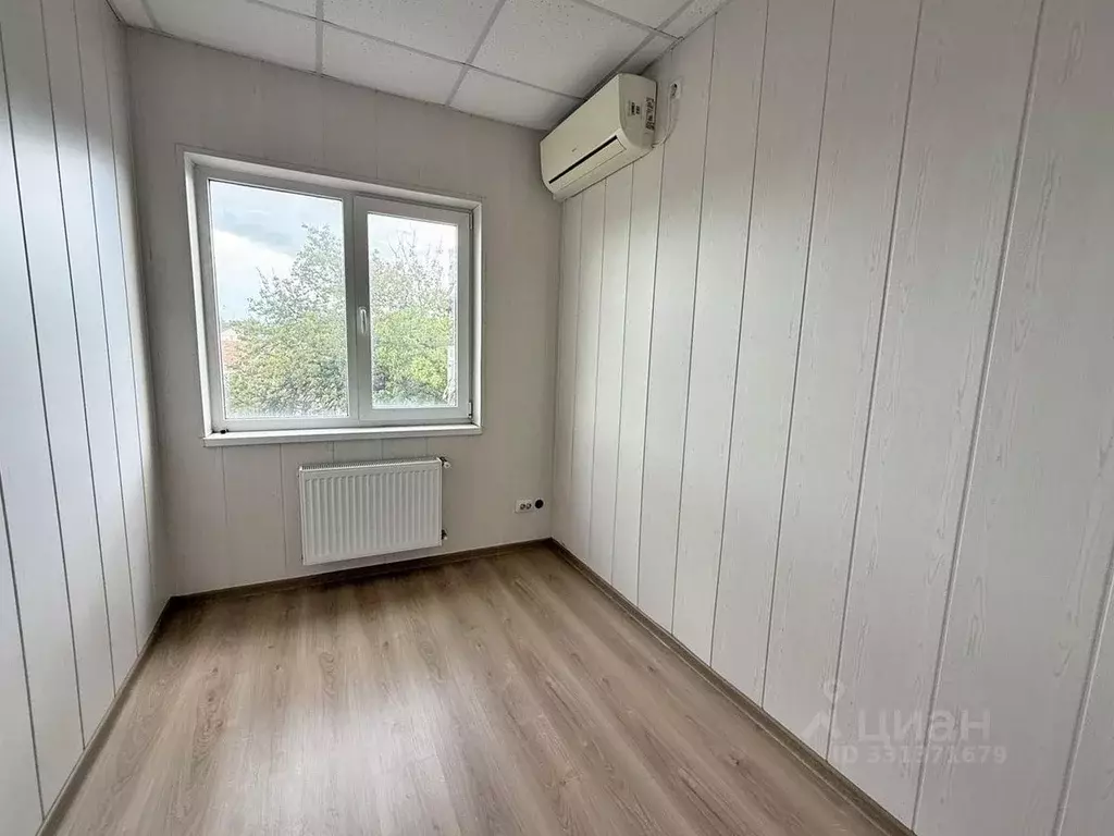 Офис в Крым, Симферополь ул. Крылова, 73 (6 м) - Фото 2