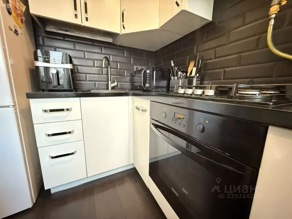 2-к кв. Москва ул. Василисы Кожиной, 10 (45.0 м) - Фото 1