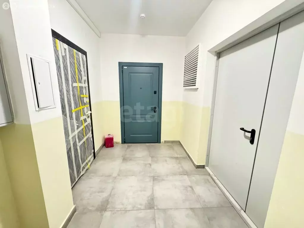 Квартира-студия: Махачкала, улица Вузовское Озеро, 13 (34 м) - Фото 2