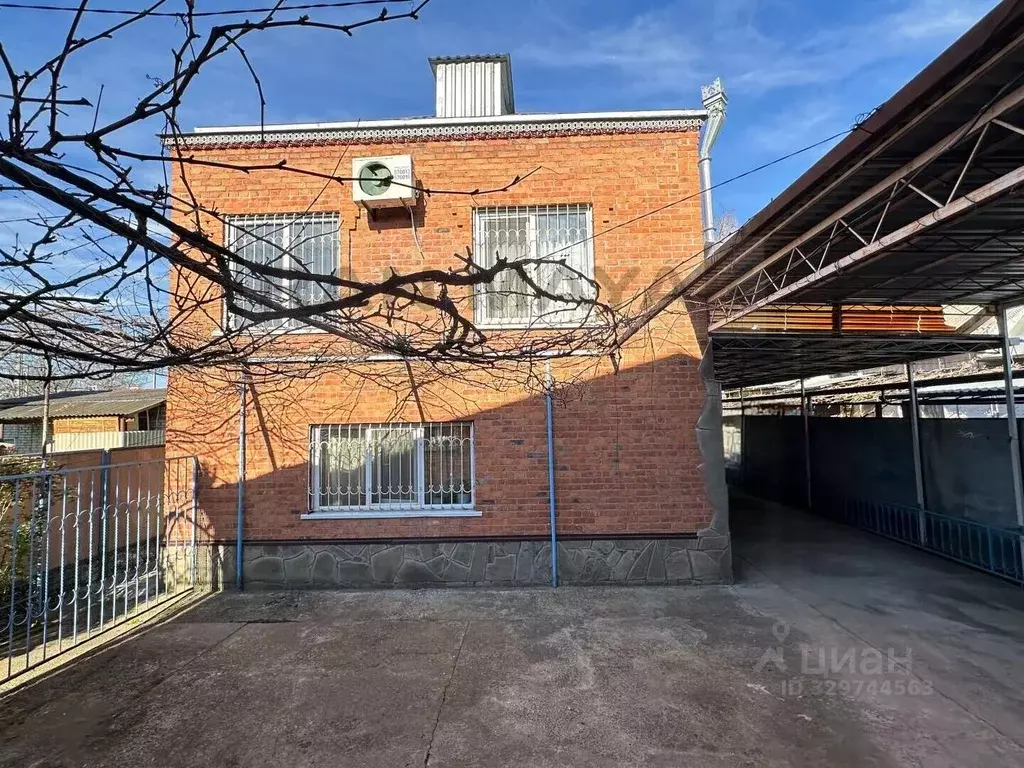 Дом в Адыгея, Майкоп ул. Ветеранов, 484А (157 м) - Фото 1