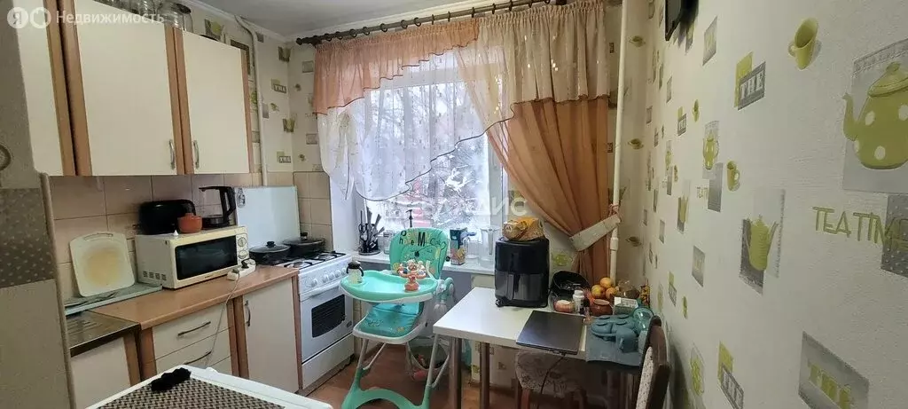 2-комнатная квартира: Калининград, улица Кирова, 37 (47 м) - Фото 1