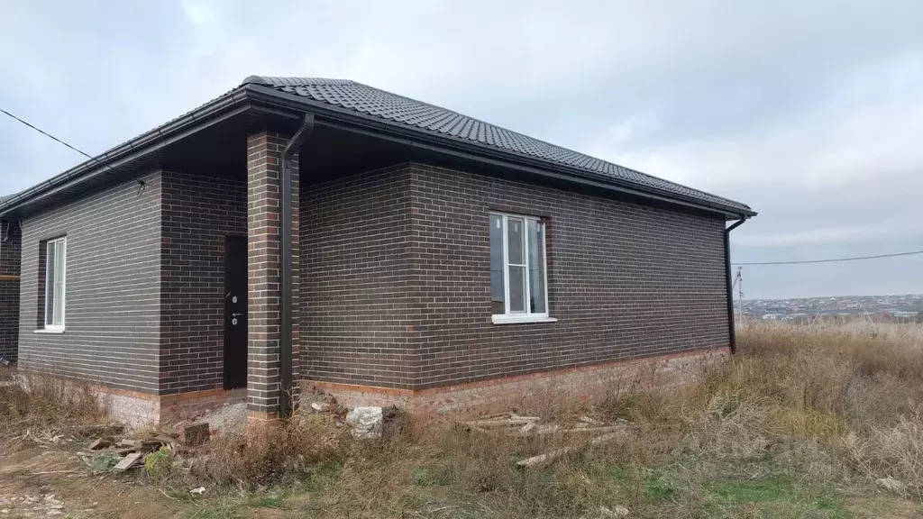 Дом в Ростовская область, Мясниковский район, с. Чалтырь  (90 м) - Фото 2