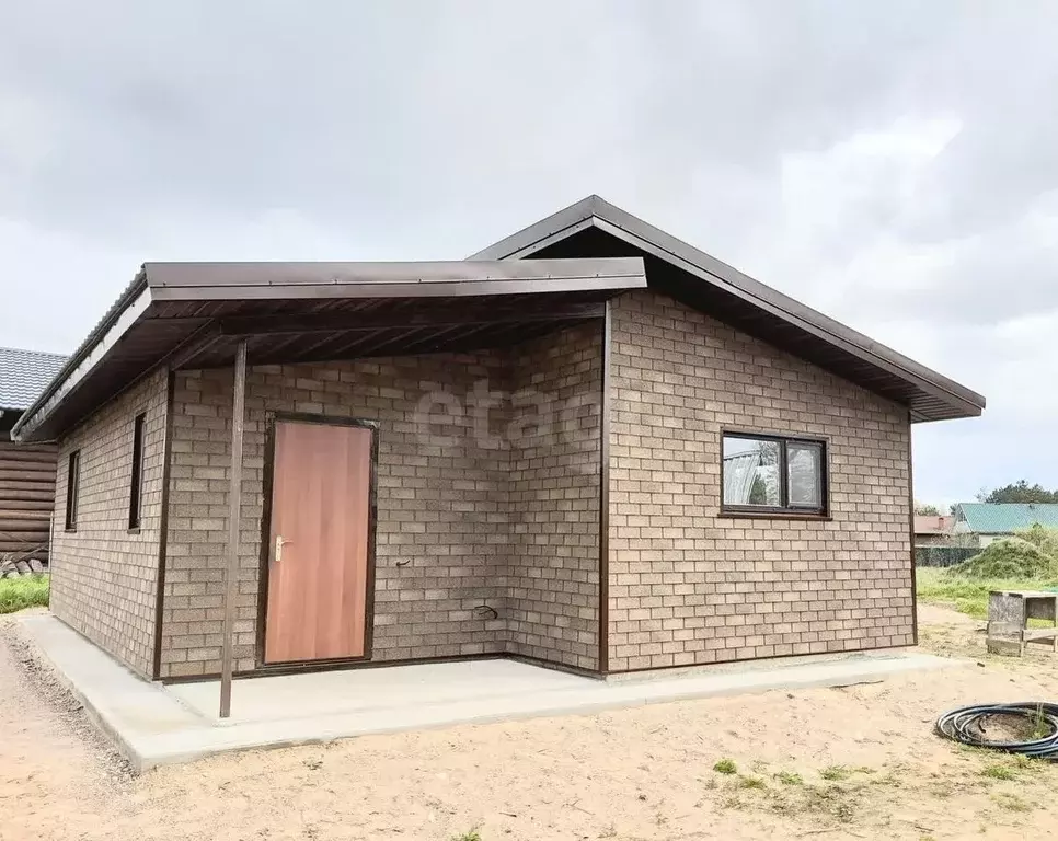 Дом в Псковская область, Псковский район, Тямшанская волость, д. ... - Фото 1