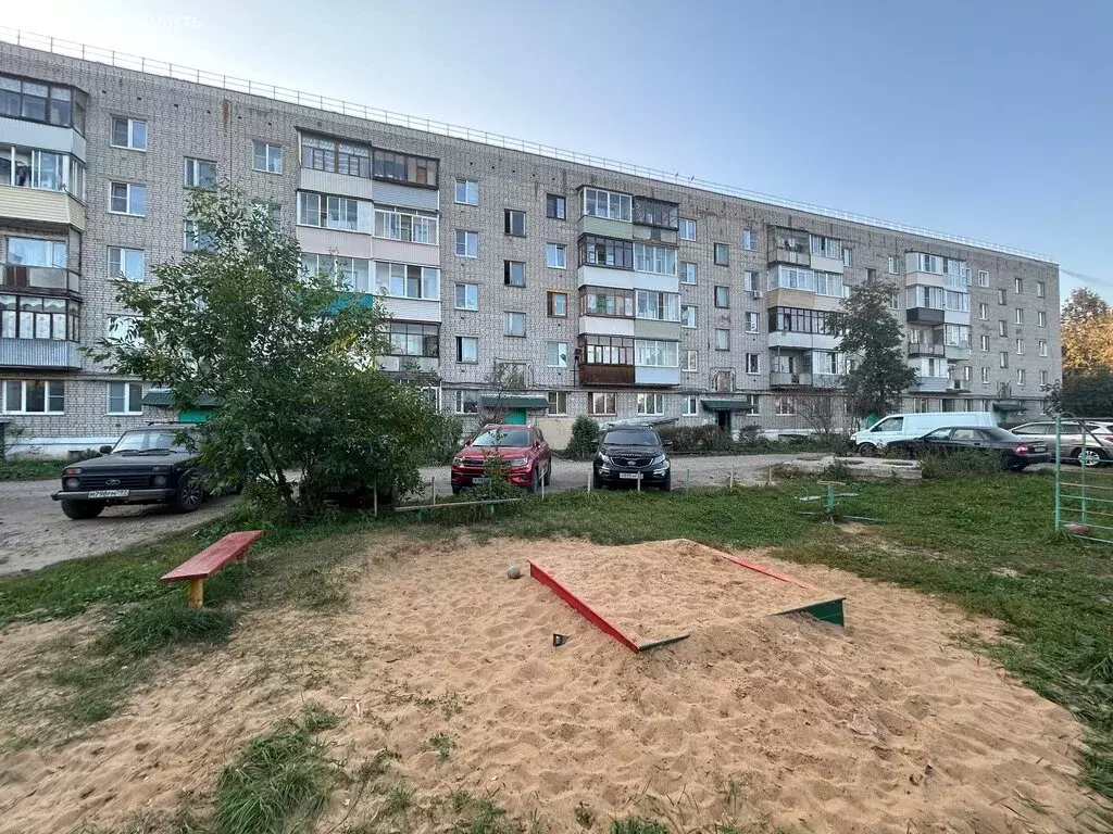 3-комнатная квартира: Александров, улица Фабрика Калинина, 24 (63 м) - Фото 1