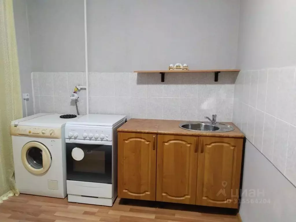 1-к кв. Белгородская область, Старый Оскол Рудничный мкр, 16 (38.0 м) - Фото 0