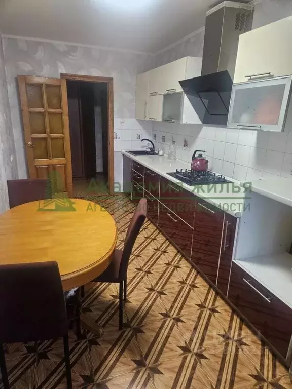 3-к кв. Саратовская область, Саратов Дачная ул., 30а (73.8 м) - Фото 1