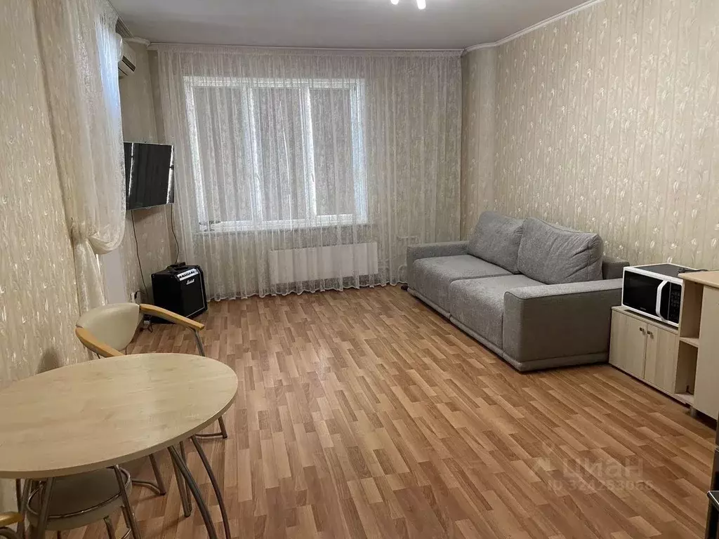 Студия Тюменская область, Тюмень ул. 50 лет ВЛКСМ, 13к3 (31.0 м) - Фото 1