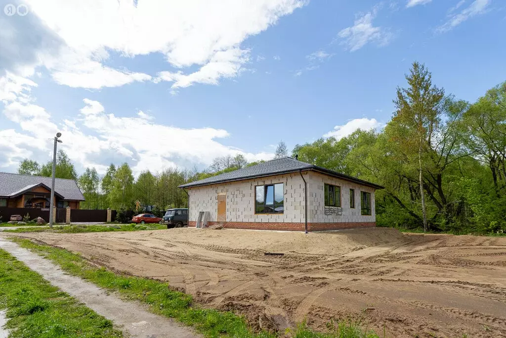 Дом в деревня Бараки, Светлая улица, 25 (120 м) - Фото 0