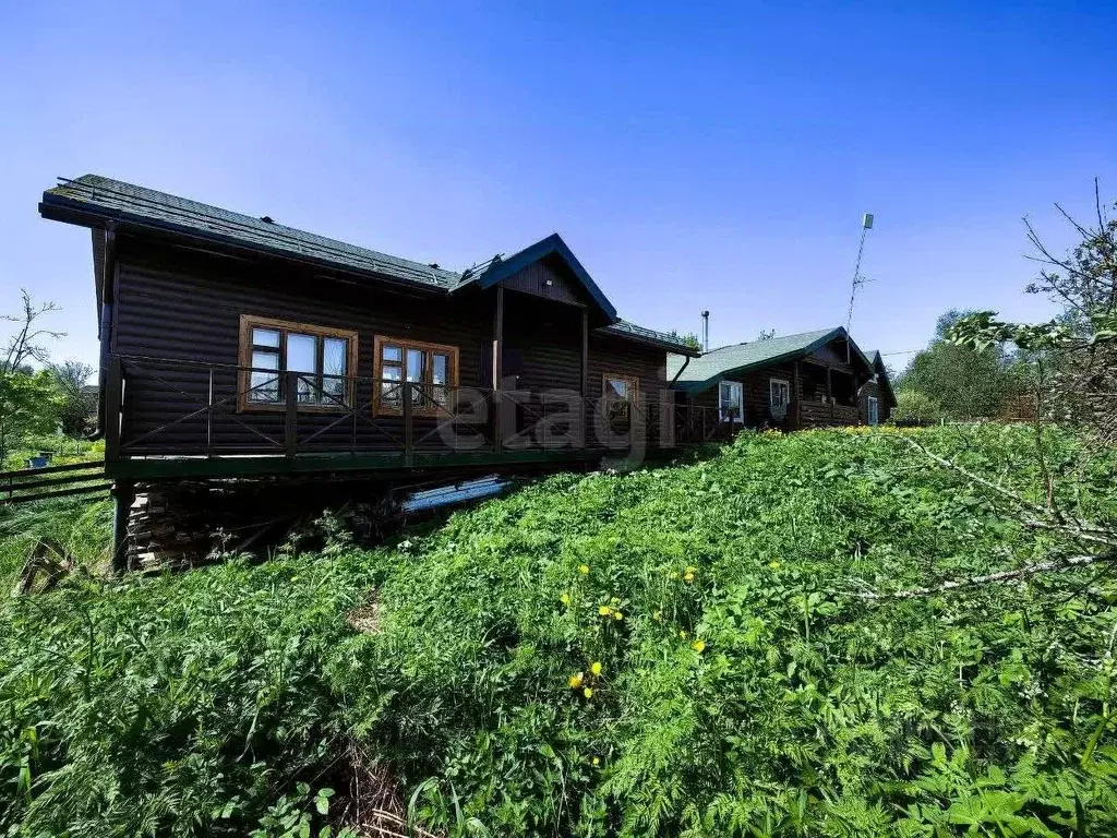 Дом в Ленинградская область, Волховский район, Свирицкое с/пос, д. ... - Фото 1