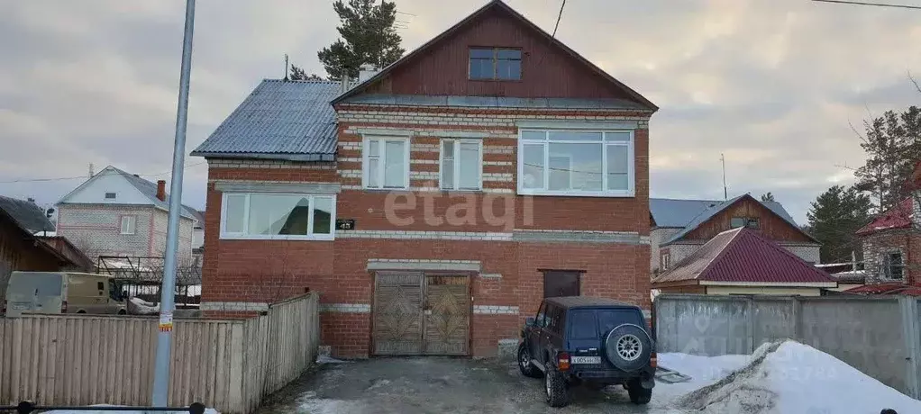 Дом в Свердловская область, Полевской ул. Максима Горького, 45 (181 м) - Фото 1