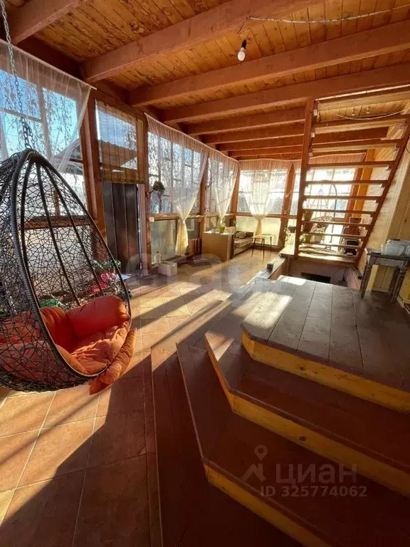 Дом в Алтайский край, Алтайский район, Айский сельсовет, с. Ая ул. ... - Фото 1