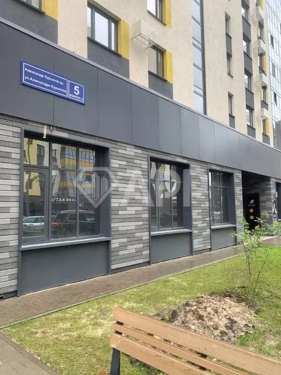 Помещение свободного назначения в Татарстан, Казань ул. Александра ... - Фото 0