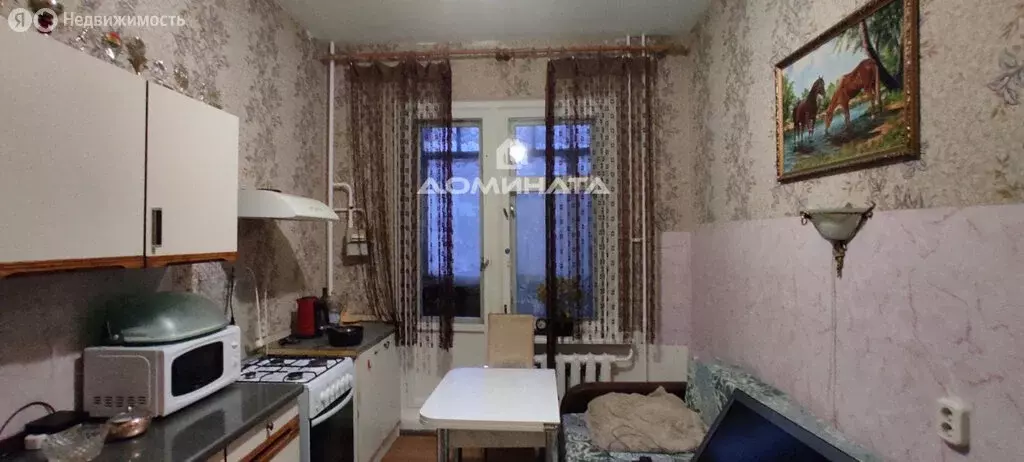 2-комнатная квартира: городской посёлок Красный Бор, Комсомольская ... - Фото 0