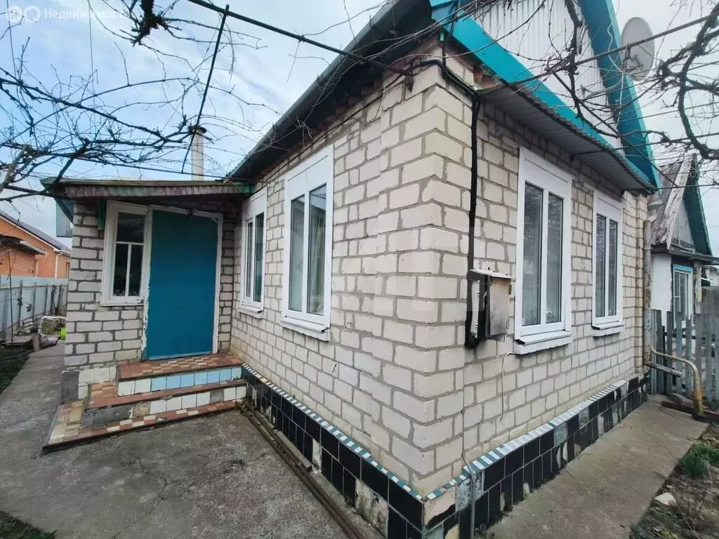 Дом в Гулькевичи, улица Короткова (34 м) - Фото 1