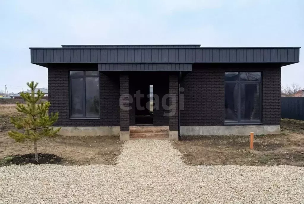 Дом в Саратовская область, Энгельсский район, Красноярское ... - Фото 2