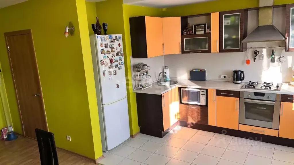 3-к кв. Башкортостан, Уфа ул. Николая Дмитриева, 13 (73.0 м) - Фото 0