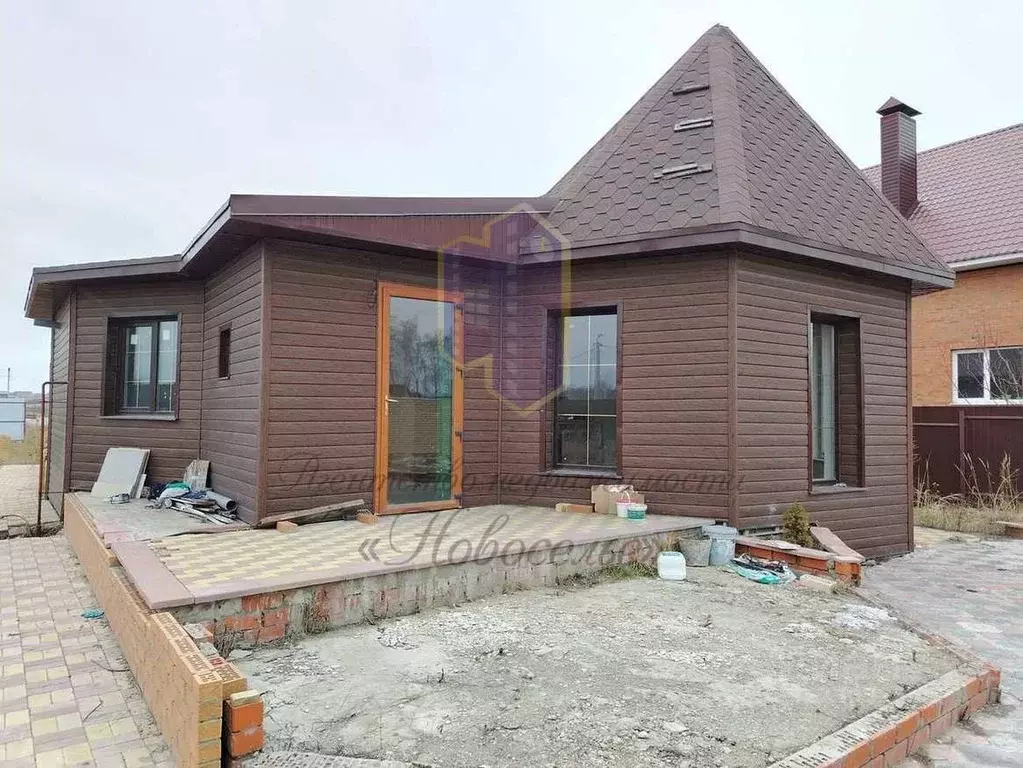 Коттедж в Белгородская область, Старый Оскол ул. Северская (120 м) - Фото 1