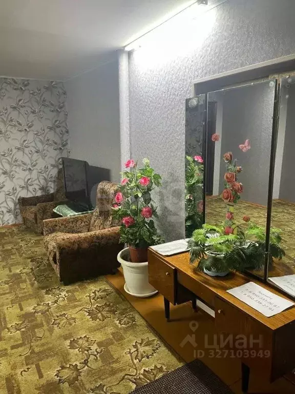 Дом в Омская область, Тюкалинск Советская ул., 49 (340 м) - Фото 1