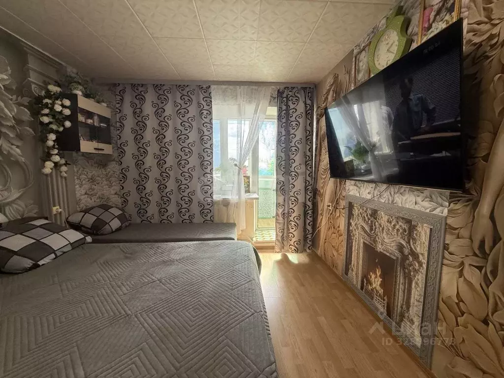 3-к кв. Ленинградская область, Волхов Южный бул., 5 (61.8 м) - Фото 1