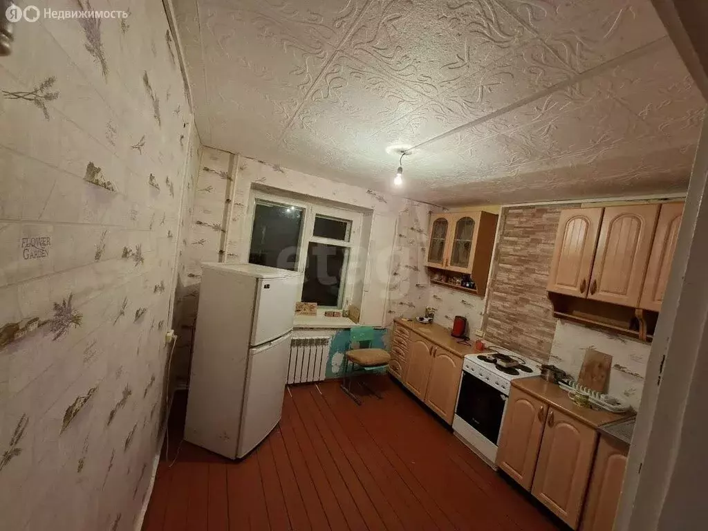 2-комнатная квартира: село Гусиное Озеро, Школьная улица, 3 (52.2 м) - Фото 1