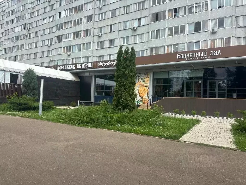 Помещение свободного назначения в Татарстан, Набережные Челны просп. ... - Фото 1