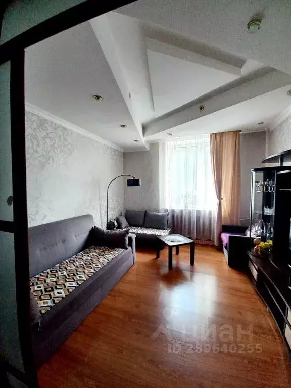 2-к кв. Псковская область, Псков Октябрьский просп., 21 (60.0 м) - Фото 1