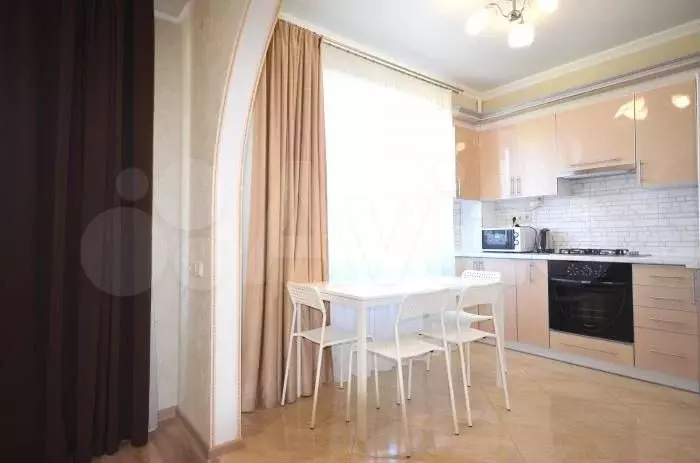 1-к. квартира, 42 м, 5/9 эт. - Фото 0