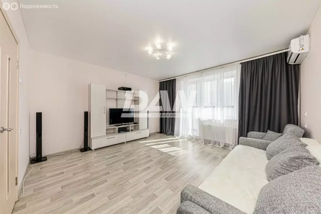 1-комнатная квартира: Челябинск, улица Конструктора Духова, 5 (40.3 м) - Фото 1