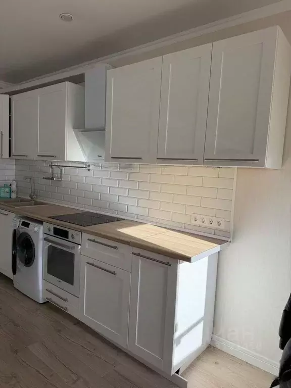 3-к кв. Астраханская область, Астрахань ул. Савушкина, 4к1 (100.0 м) - Фото 2