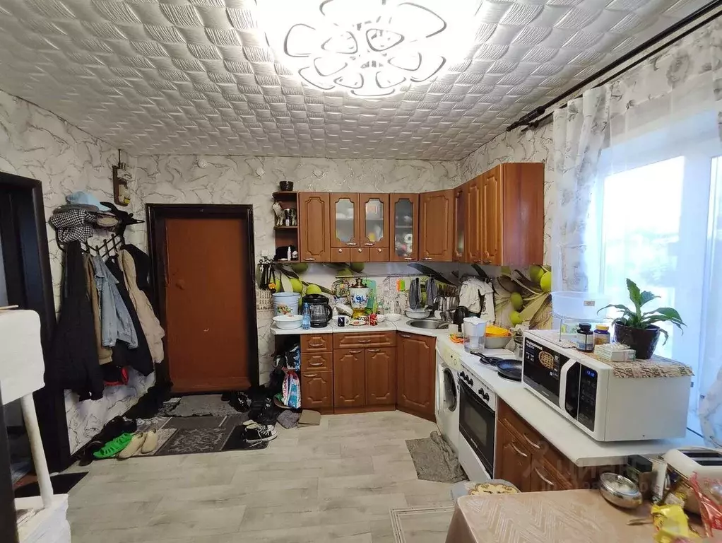 Дом в Хакасия, Усть-Абаканский район, Чарков аал ул. Гагарина, 17 (46 ... - Фото 0