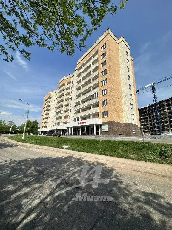 Продается 3-комнатная квартира - Фото 1