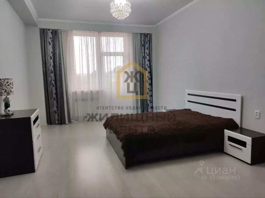 1-к кв. Ставропольский край, Ессентуки Новопятигорская ул., 1/2 (62.8 ... - Фото 1