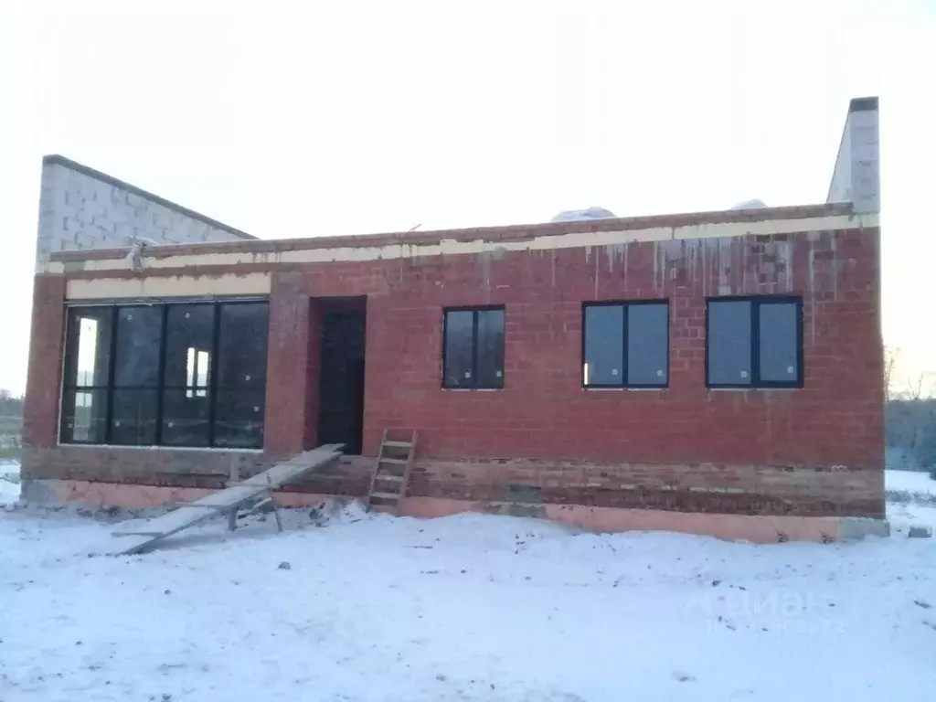 Дом в Челябинская область, Копейский городской округ, с. Калачево ул. ... - Фото 1