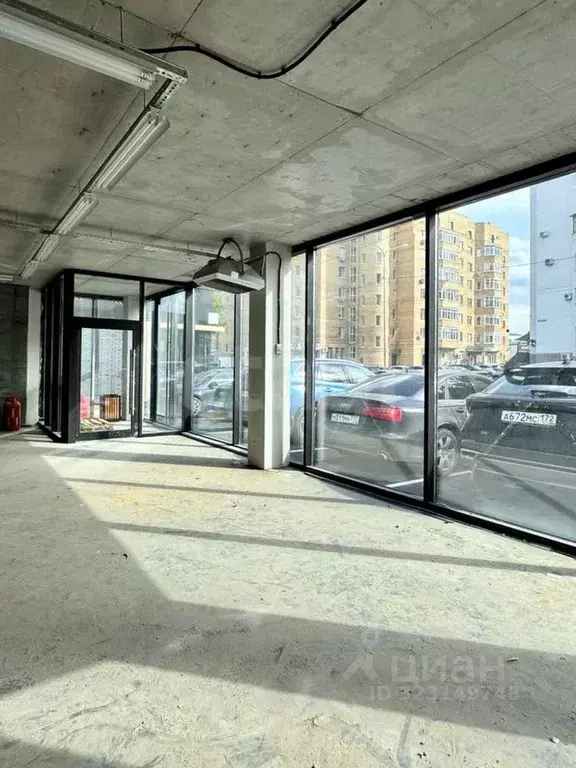 Помещение свободного назначения в Тюменская область, Тюмень ... - Фото 1