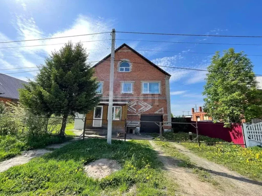 Дом в Кемеровская область, Березовский Барзасская ул., 26 (200 м) - Фото 1