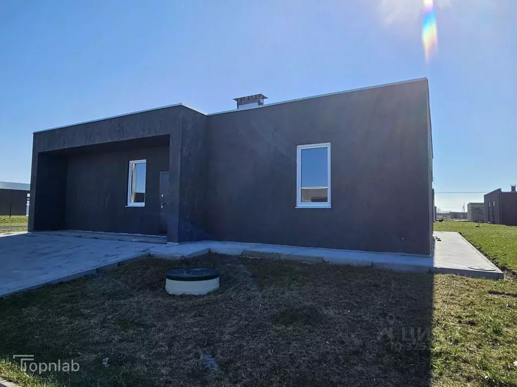 Дом в Калининградская область, Гурьевский муниципальный округ, пос. ... - Фото 1