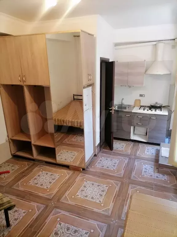 1-к. квартира, 18 м, 1/4 эт. - Фото 0
