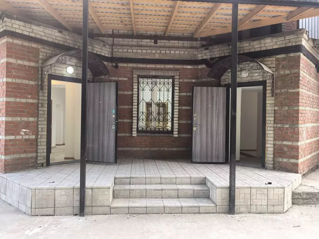 Помещение свободного назначения в Оренбургская область, Орск Новый ... - Фото 1