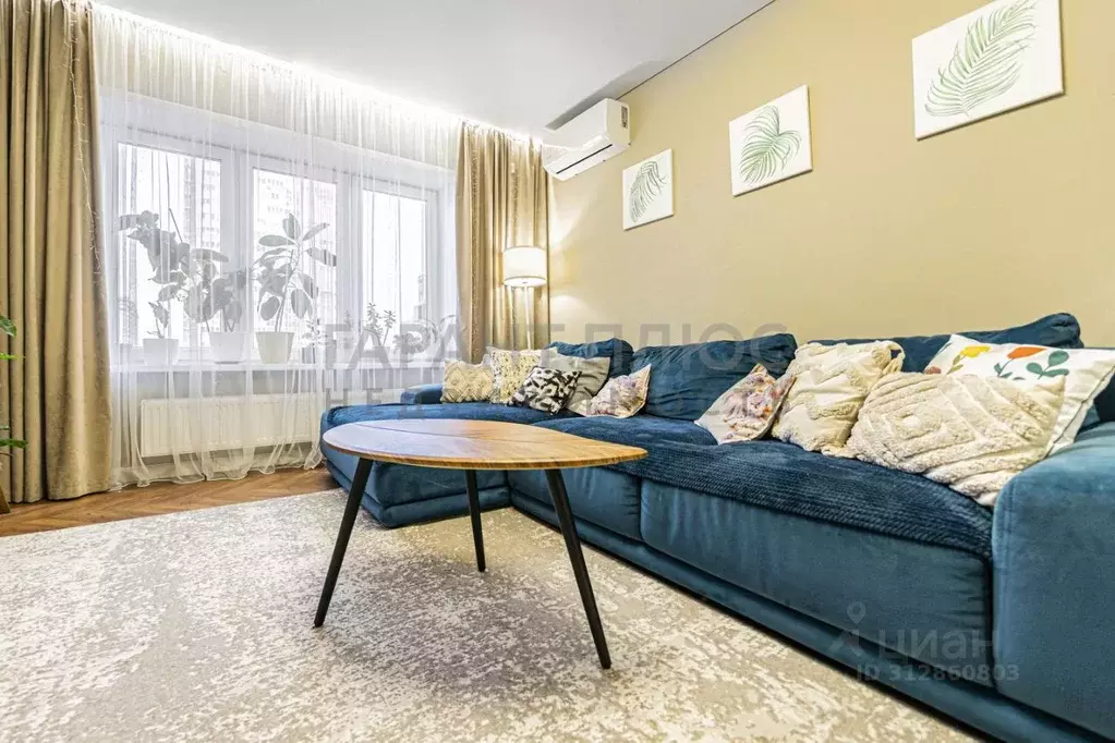3-к кв. Липецкая область, Липецк ул. Хренникова, 8 (76.4 м) - Фото 0