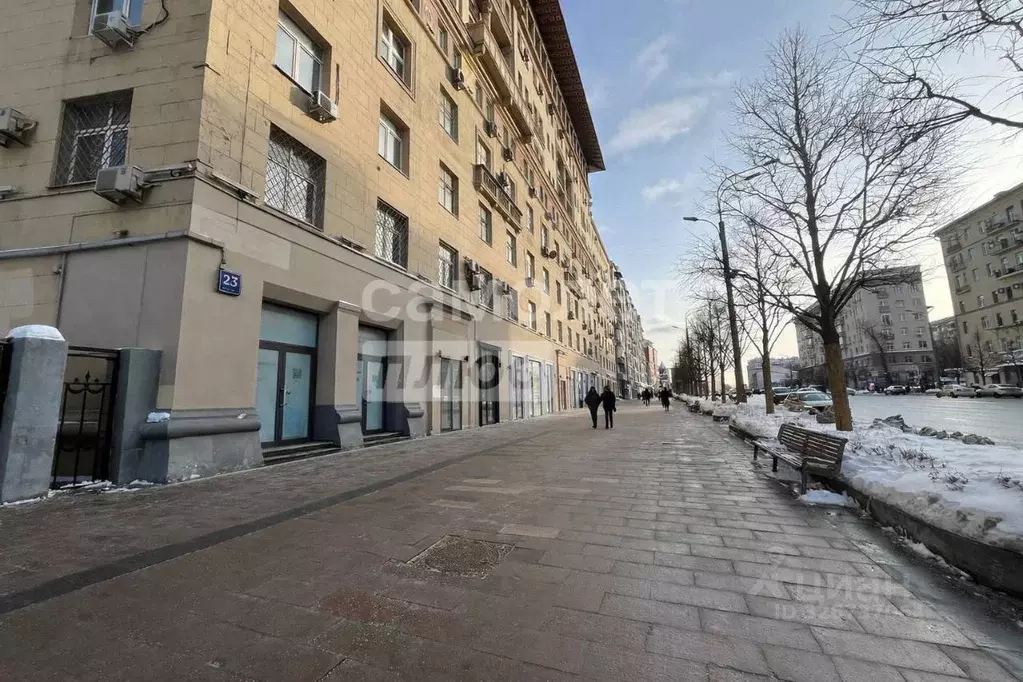 Торговая площадь в Москва ул. Земляной Вал, 23С1 (55 м) - Фото 1