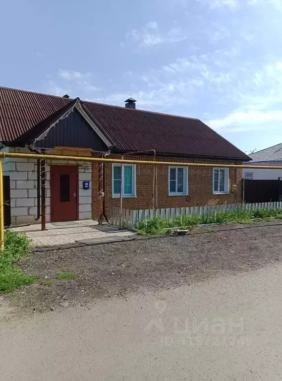 Дом в Воронежская область, с. Верхний Мамон ул. Октябрьская Площадь, ... - Фото 0
