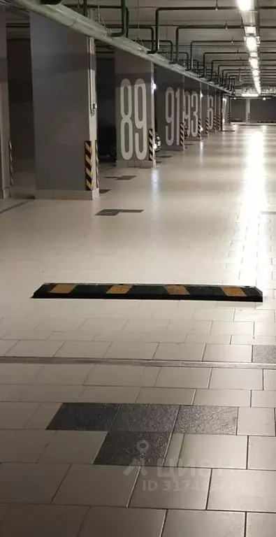 Гараж в Москва Дегунинская ул., 9к1 (19 м) - Фото 0