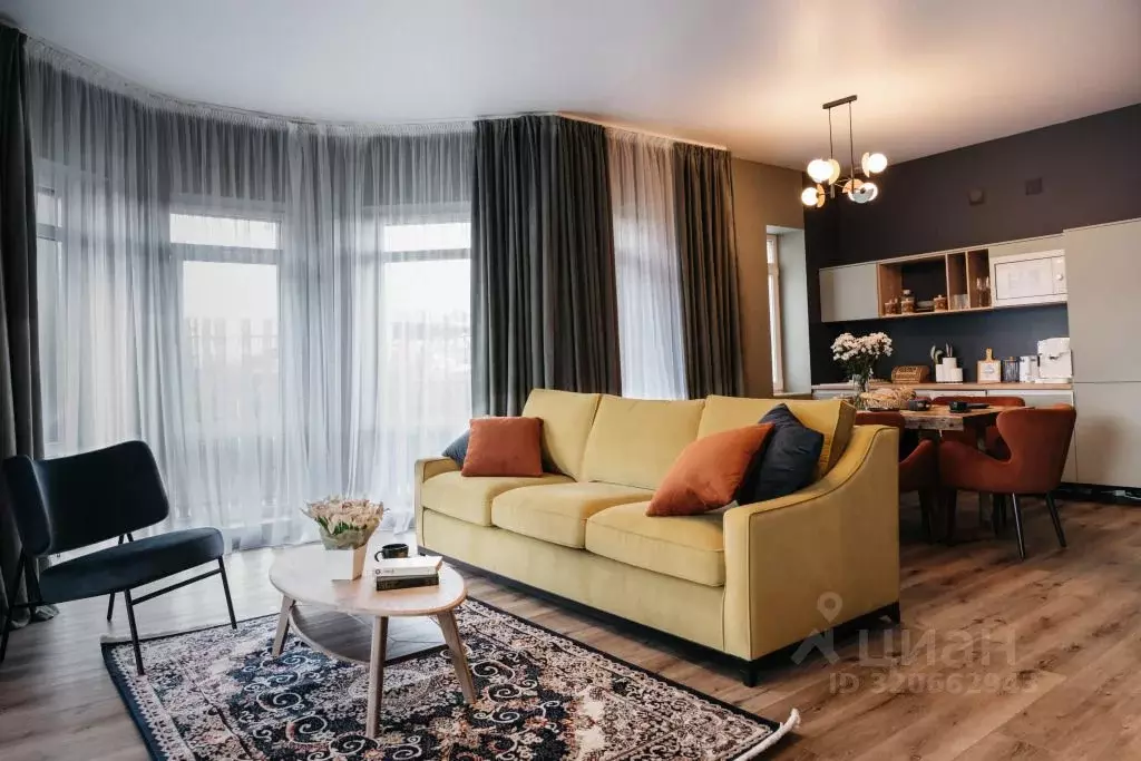 3-к кв. Алтайский край, Белокуриха Зеленая ул., 14 (145.0 м) - Фото 1