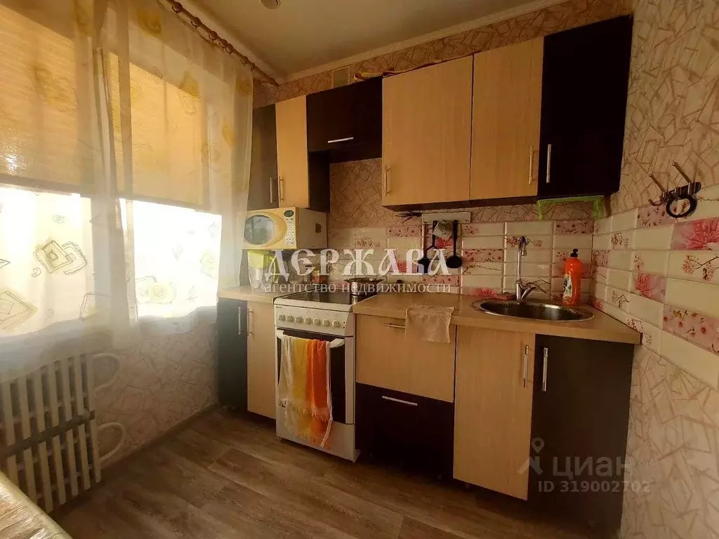 1-к кв. Белгородская область, Старый Оскол Жукова мкр, 2 (37.0 м) - Фото 0