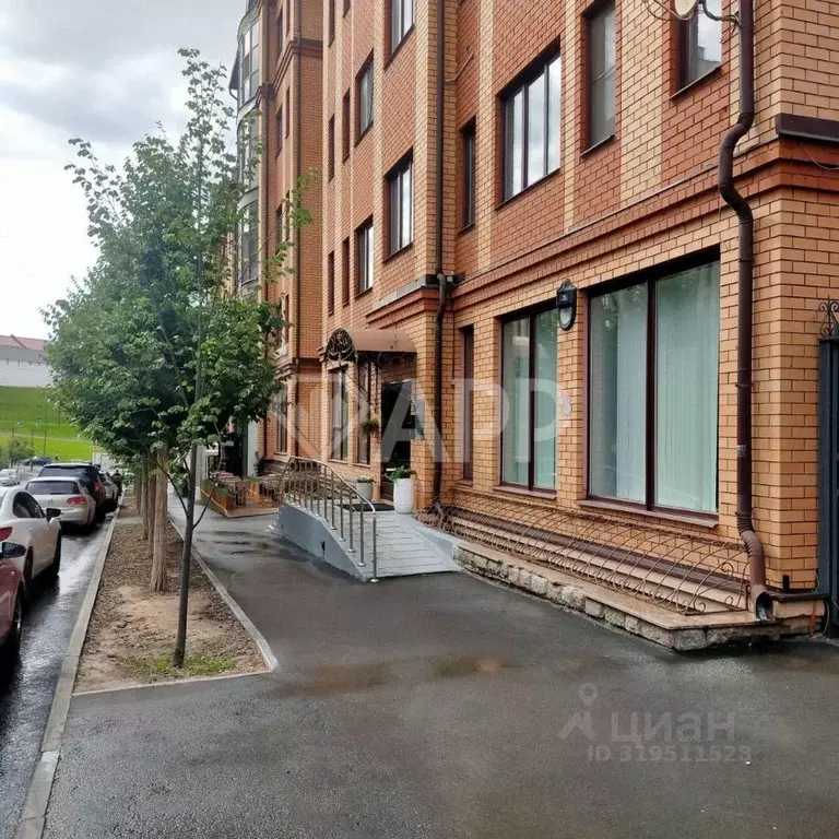 Офис в Татарстан, Казань ул. Карла Маркса, 5 (50 м) - Фото 1