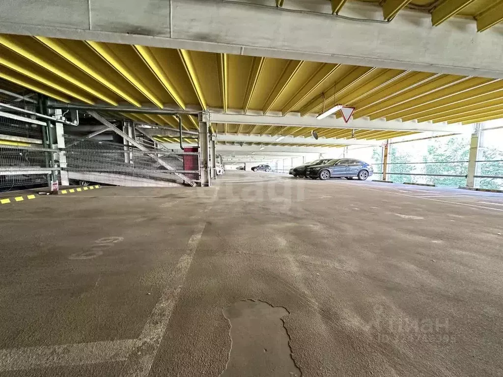 Гараж в Москва Большая Очаковская ул., 7 (12 м) - Фото 1